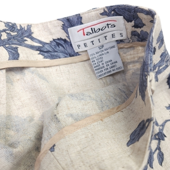 Talbots Beige Blue Floral Wrap Skirt Sz 12p - Picture 6 of 10